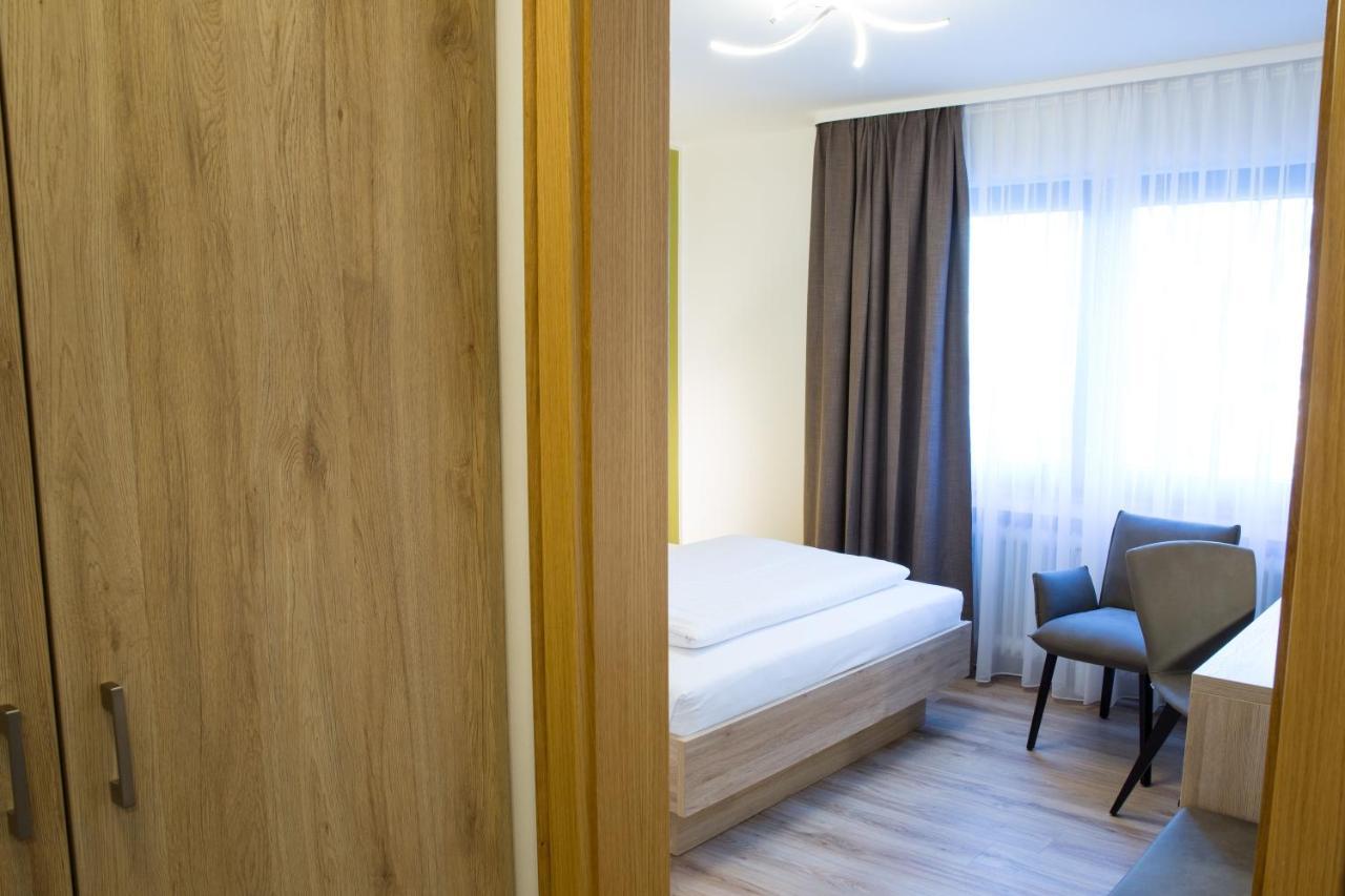Gaestehaus Hotel Wilms Κολωνία Εξωτερικό φωτογραφία