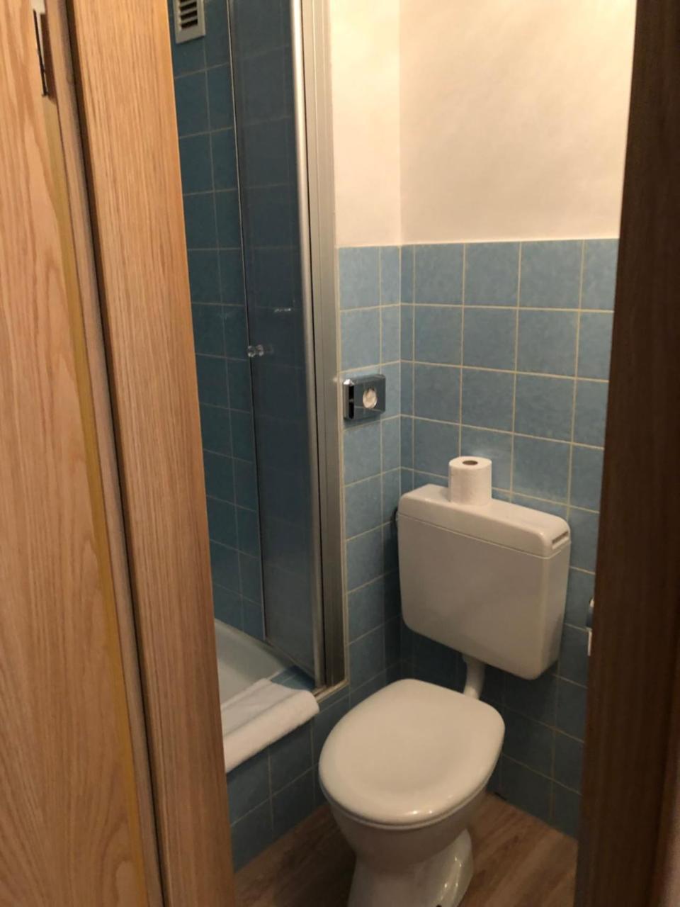 Gaestehaus Hotel Wilms Κολωνία Εξωτερικό φωτογραφία